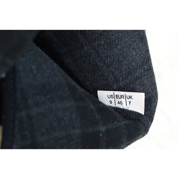 EUC Aldo Black Buckle Heel Boots - Picture 14 of 16